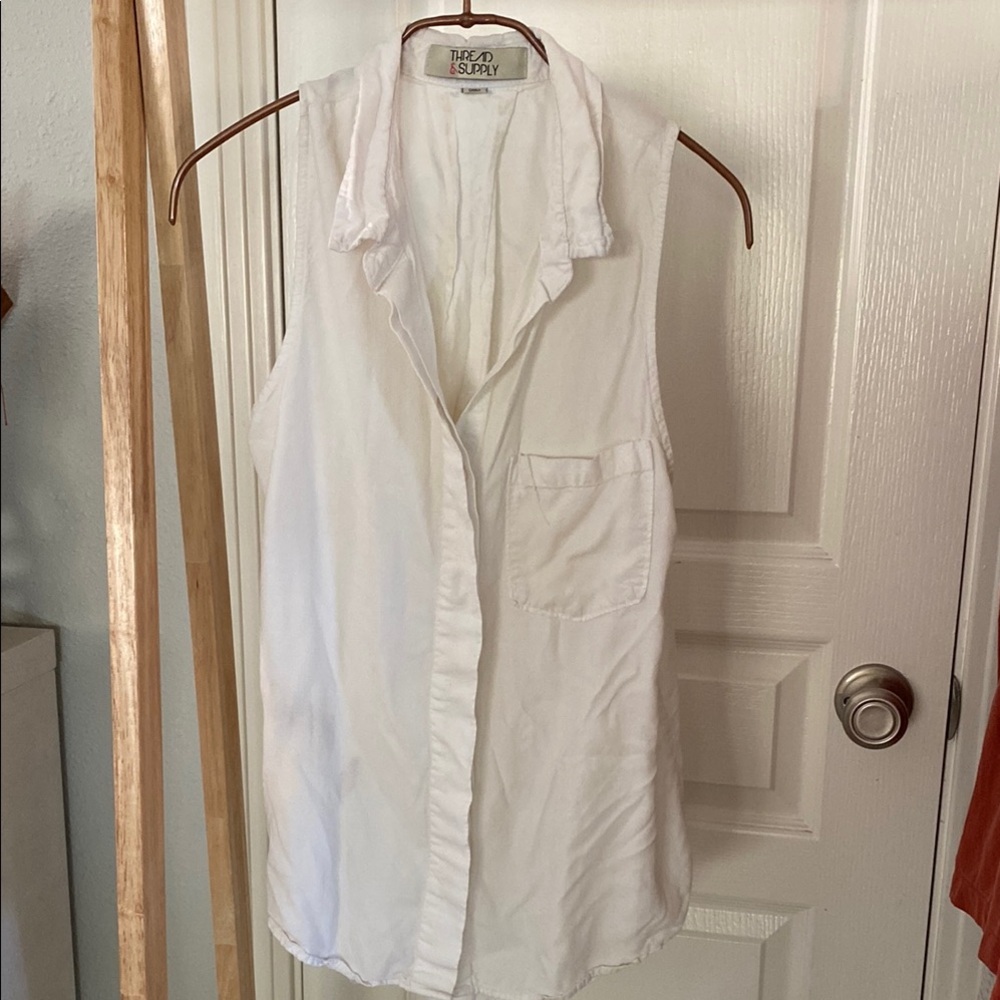 Thread & Supply White Sleeveless Buttoned Top